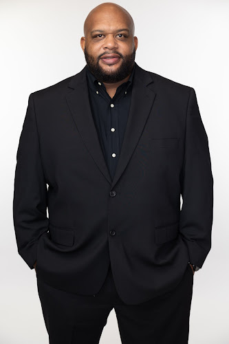 Reginald Wells, The Agency! HAUS